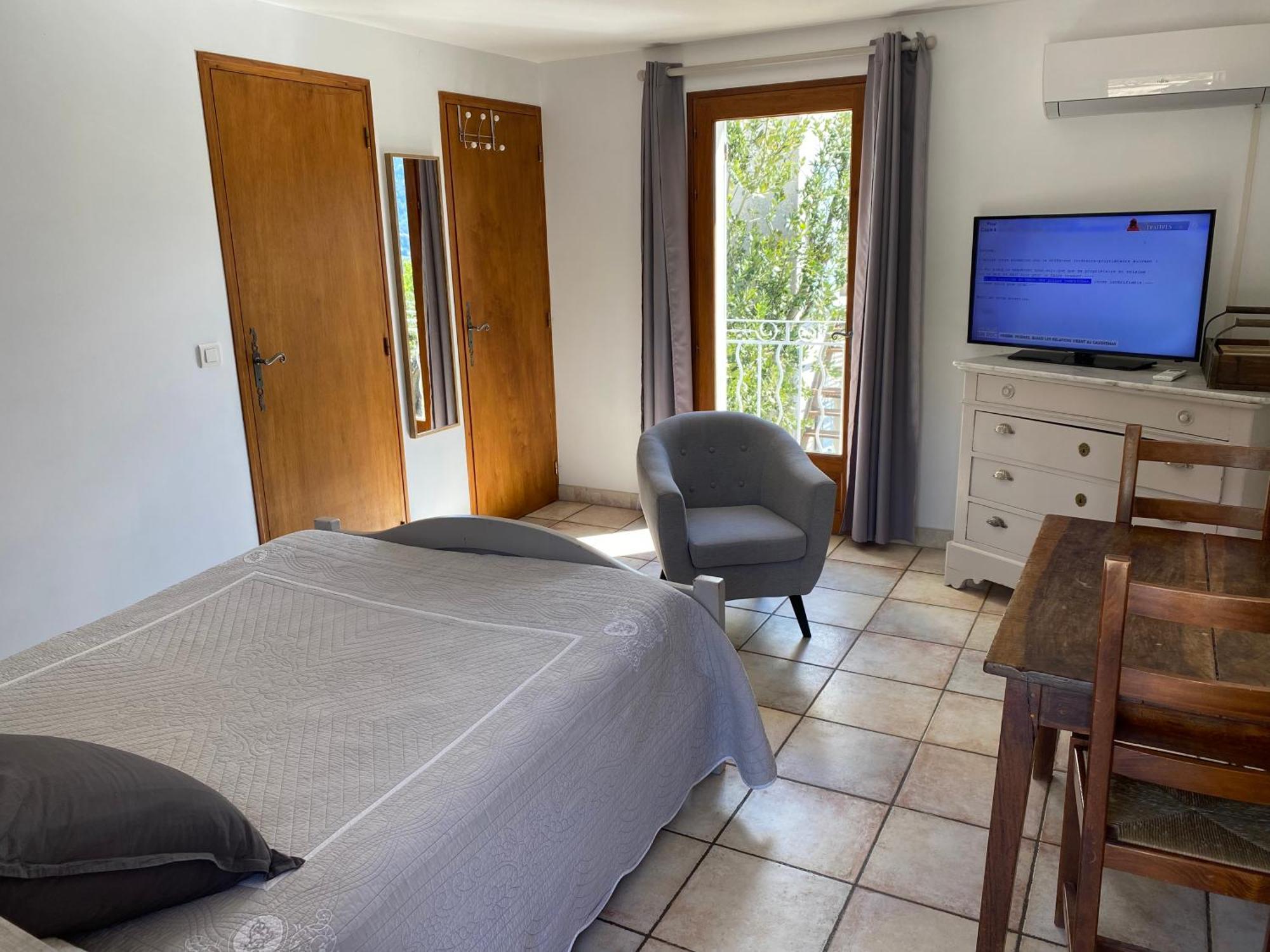 Chambre Une Fenetre Sur Le Ventoux La Clue Plaisians 外观 照片